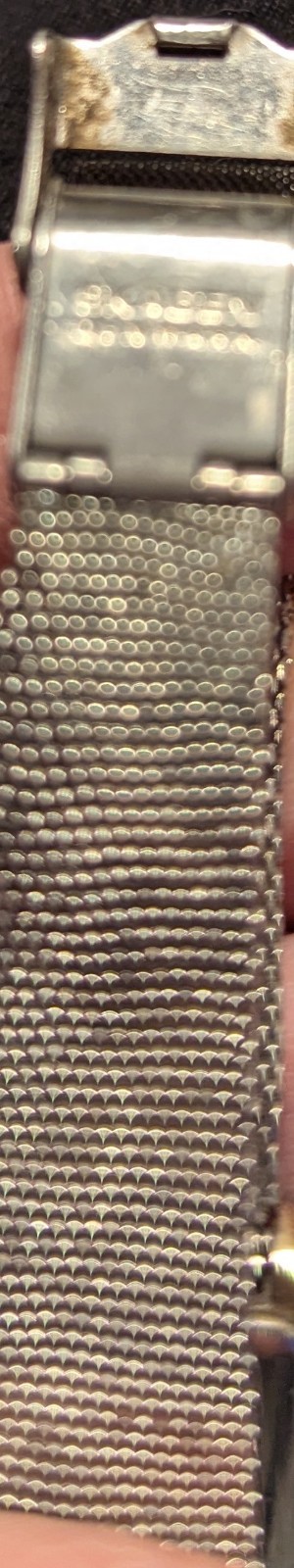 Vintage Two-toned Skagen Ladies’ Dress Cocktail Mesh Band Watch Not tested