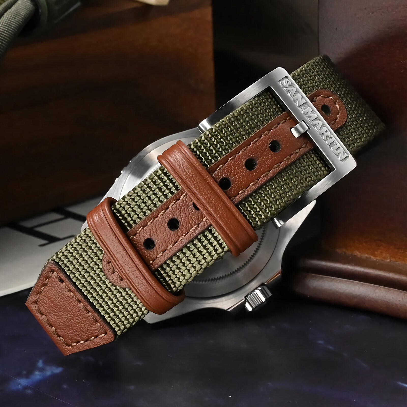 SAN MARTIN SN0136-G GMT Automatic Enamel Dial Stainless Steel 39mm Diver Watch