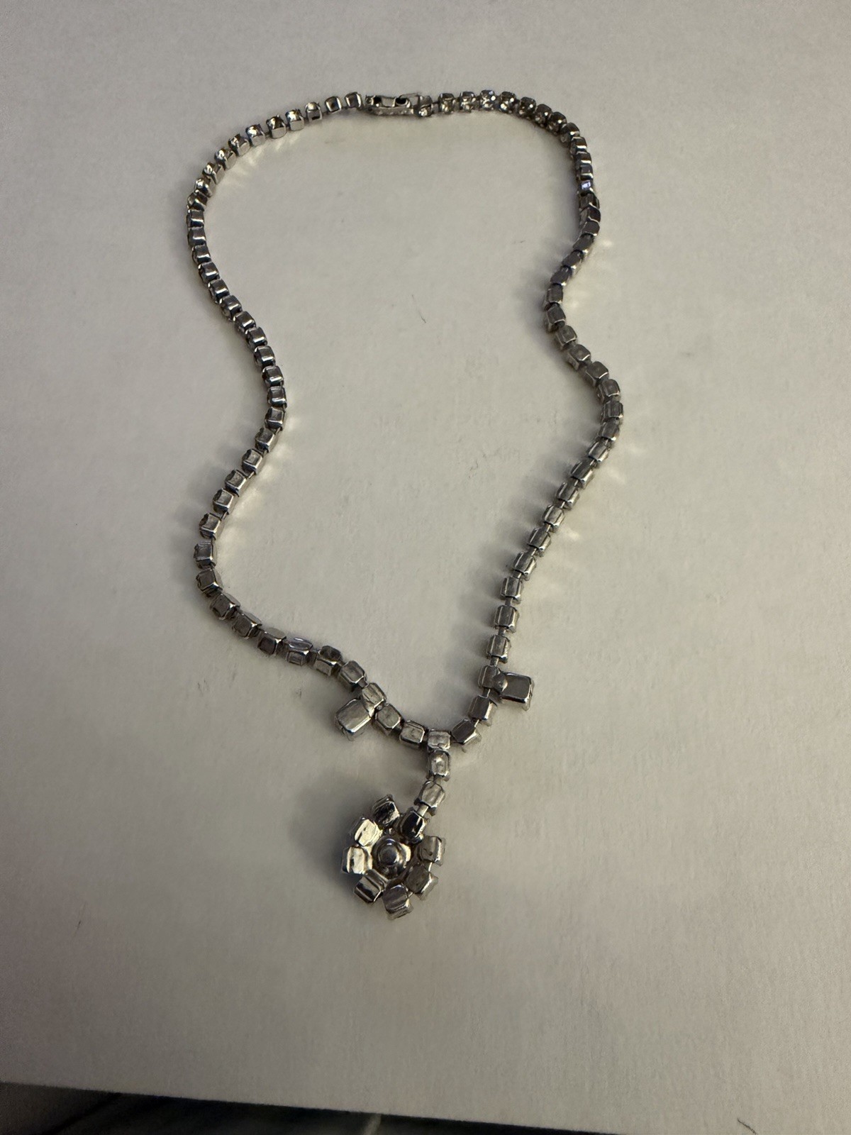 Vintage Rhinestone Choker Necklace With A Central Floral Cluster Pendant Jewelry