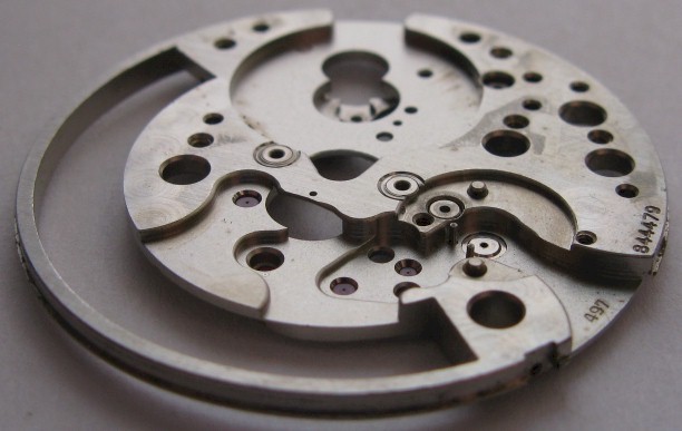 LeCoultre futurematic 497 used watch part main plate #100