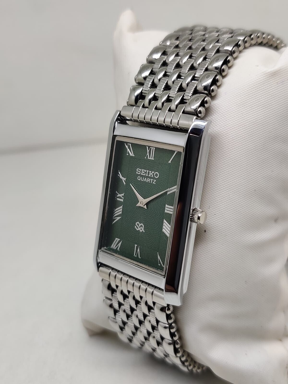 Vintage Seiko Slim Quartz Men’s Wrist Watch – Comes With New Battery, New Band