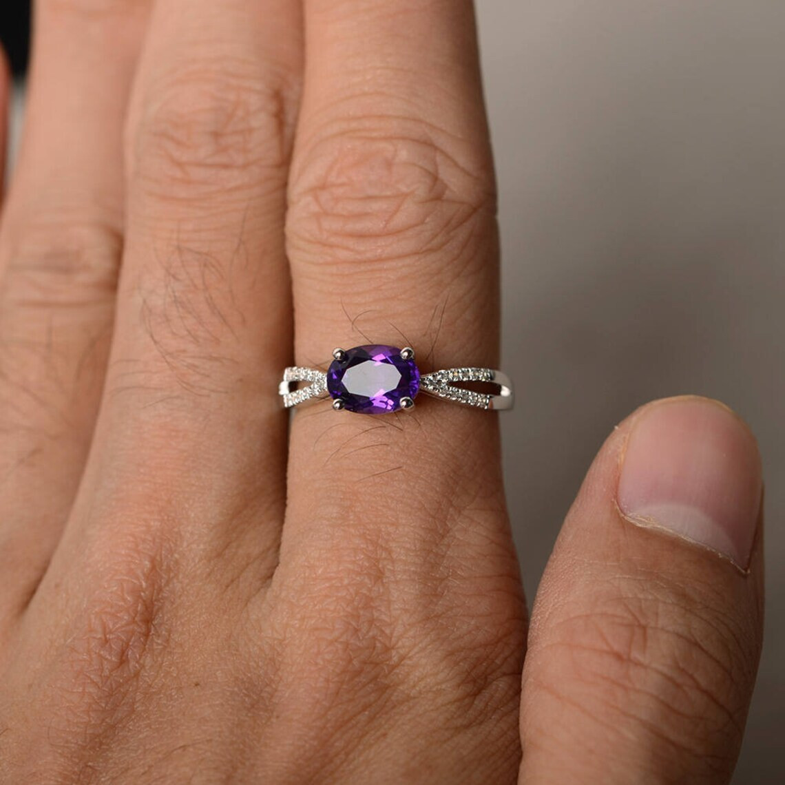Luxurious Amethyst Oval Cut Gemstone 925 Sterling Silver Women Designer Ring