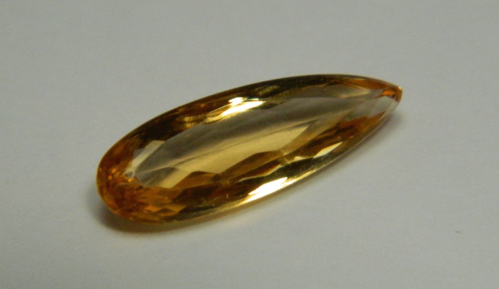 Imperial Topaz 3.38 Ct Clarity IF Pear Cut Natural Golden Brazil I021