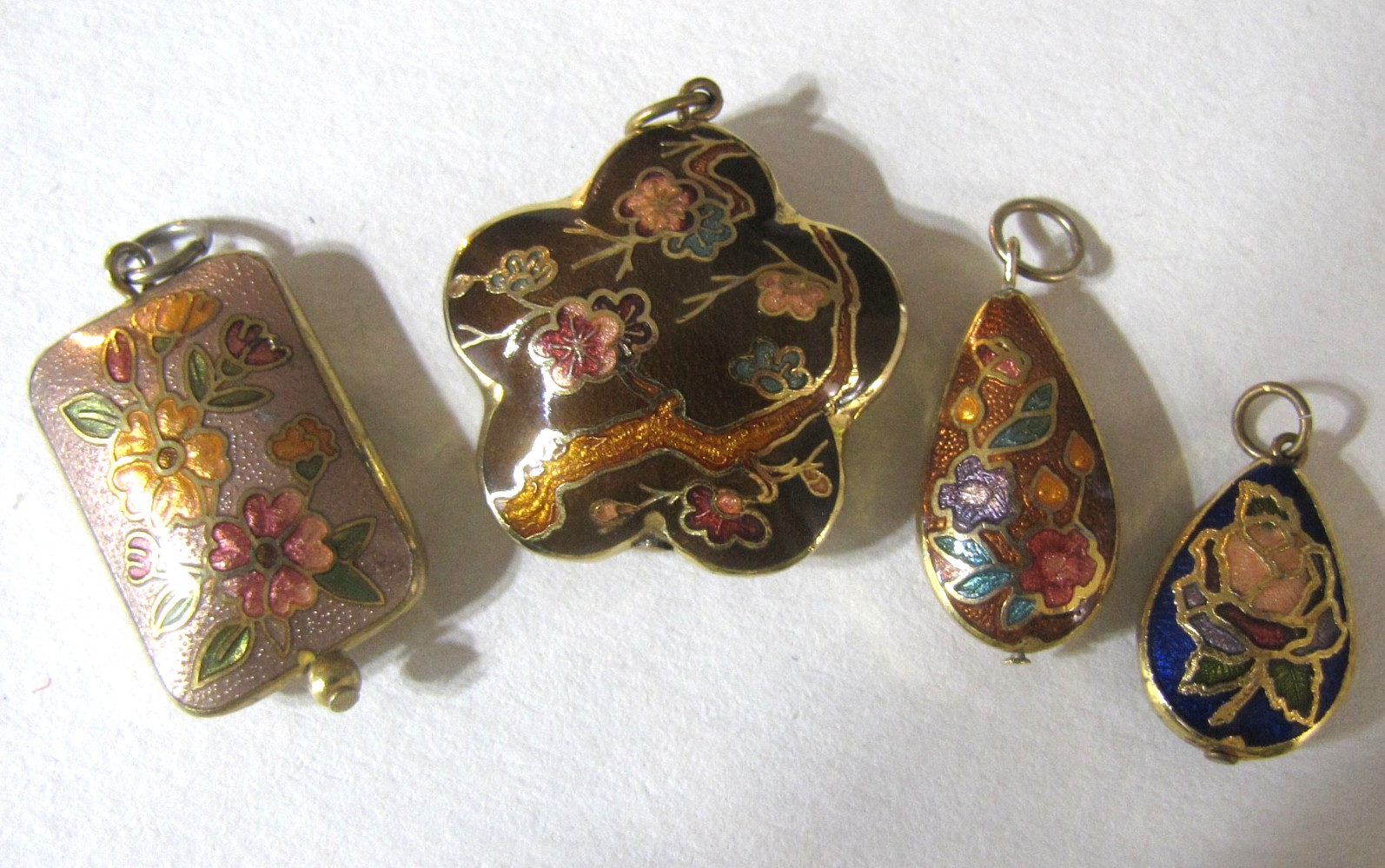 Vintage Cloisonne Pendant Lot 4 Floral Asian Charms Double Side Enamel Gold Tone