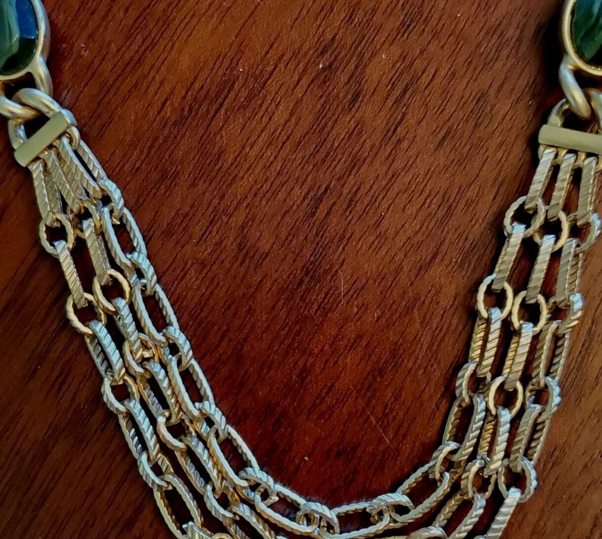 JONES of NEW YORK Vtg Necklace and Earrings Set, Gold Tone Chain & Byrled Stones