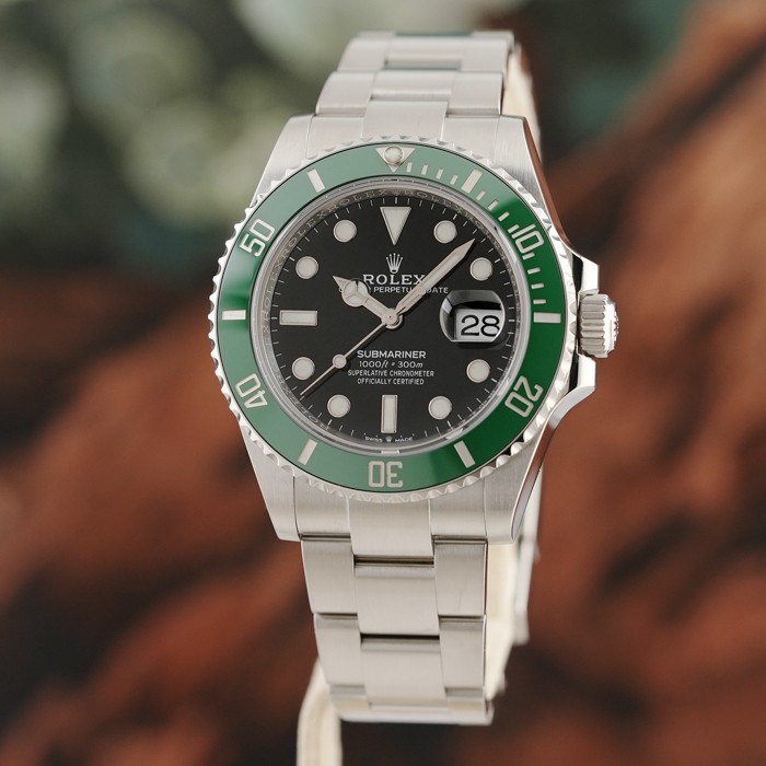 ROLEX Submariner Date 126610LV Box/Paper