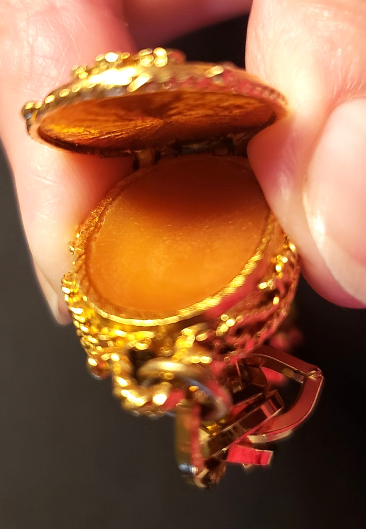 Rare Corday VTG 60s Unicorn In Captivity Solid Perfume Locket Bracelet Gold Tone