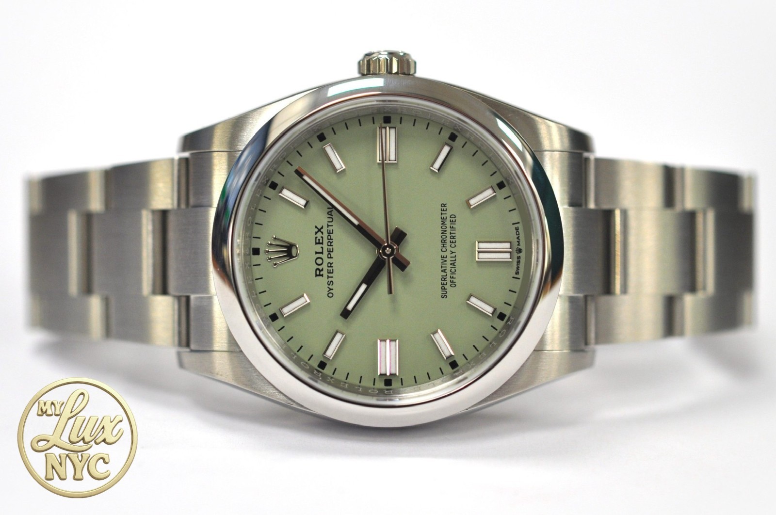 2026 New, unworn Rolex Oyster Perpetual 36mm 126000 Pistachio Dial, Full Set.