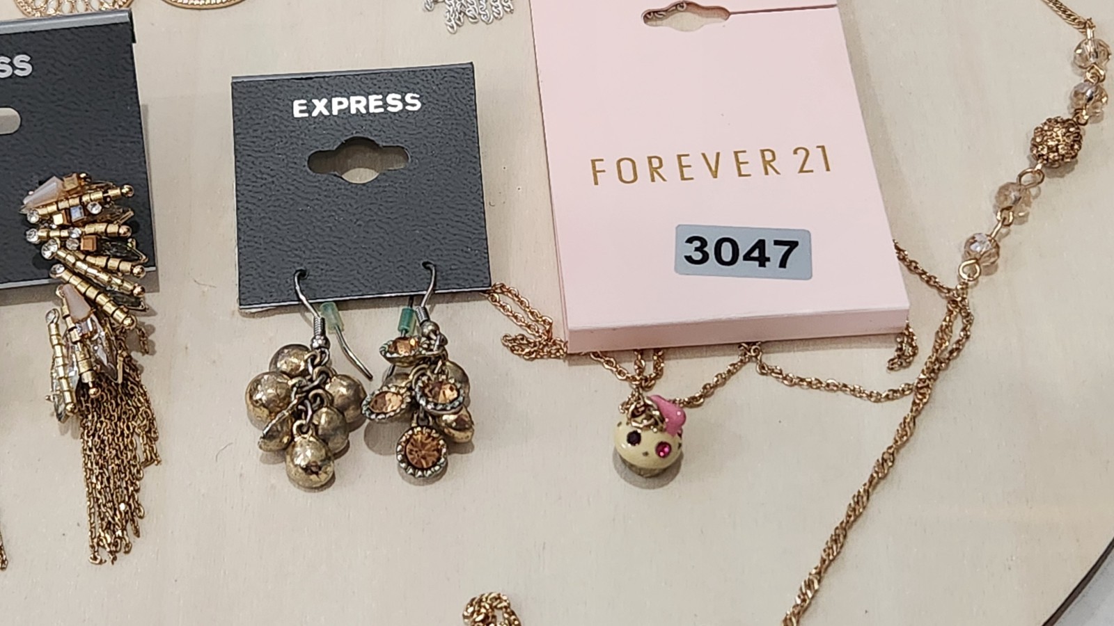 Women’s Fashion Jewelry Lot – 10 Pieces Beautiful mixed lot of women’s fashion