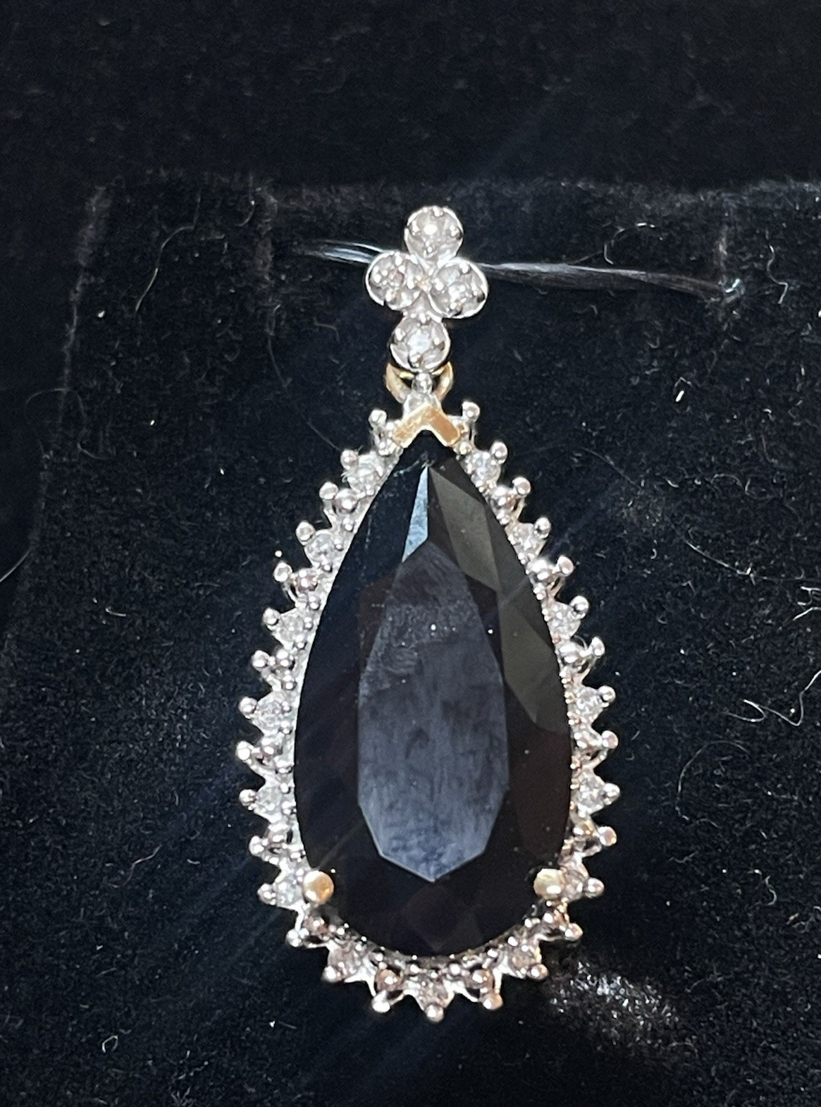 14K GOLD BLACK ONYX & DIAMOND PENANT SIGNED AJ NATURAL DIAMONDS 4.1 GRS 1.2 ‘L