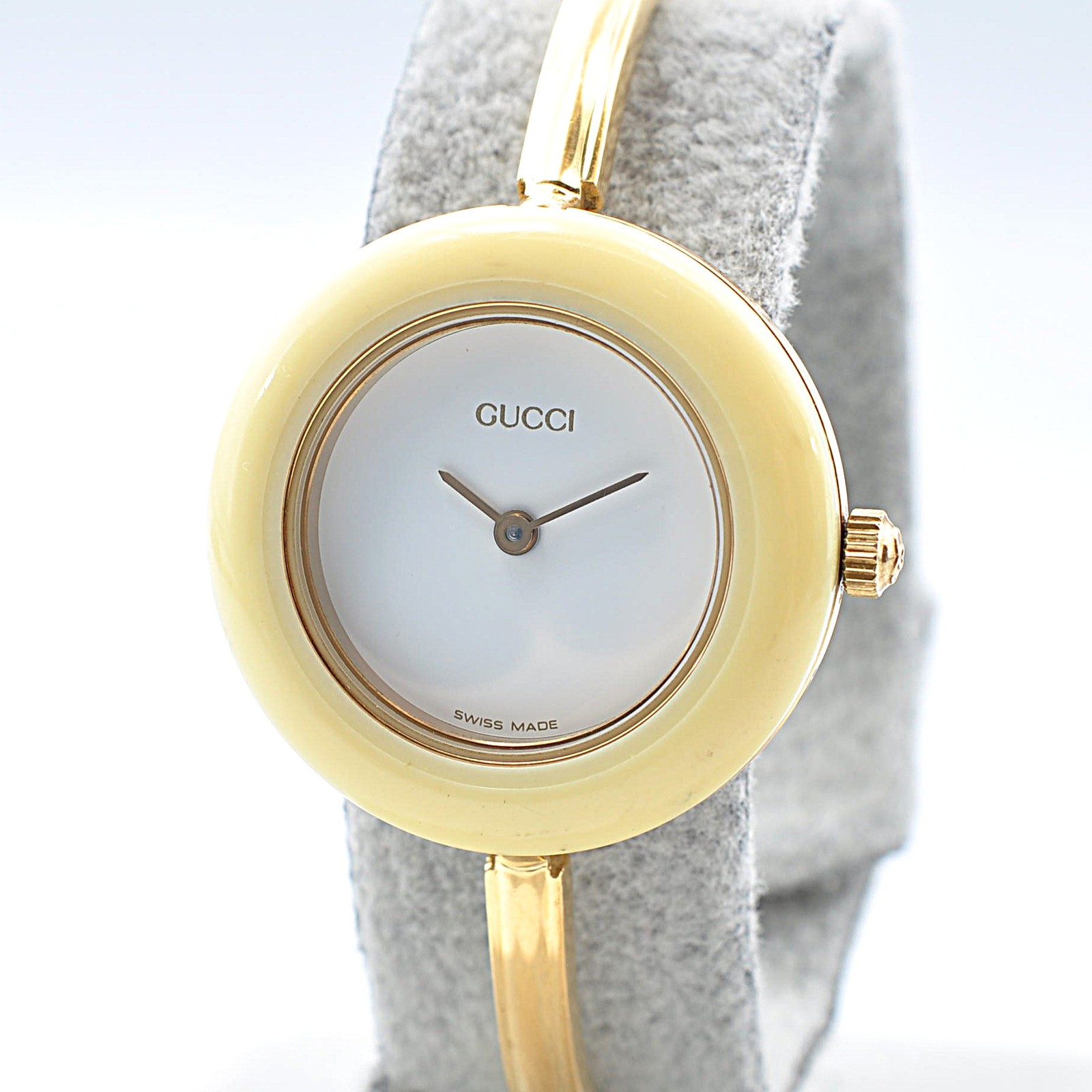 Gucci 11/12.2 Cream Bezel Quartz Watch Ladies Gold Tone Band Braselet w-1181