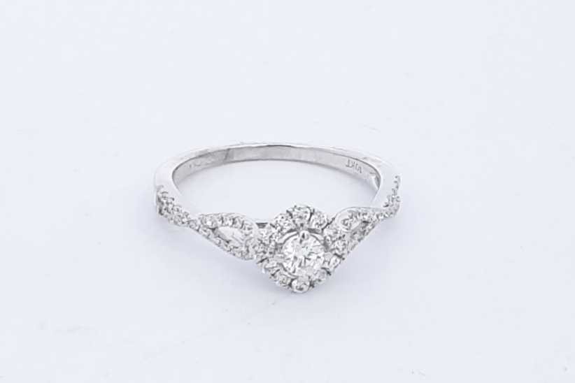 0.27cttw Diamond Ring In 10k White Gold 2.1 Grams Size 7 Eb0426lxzde