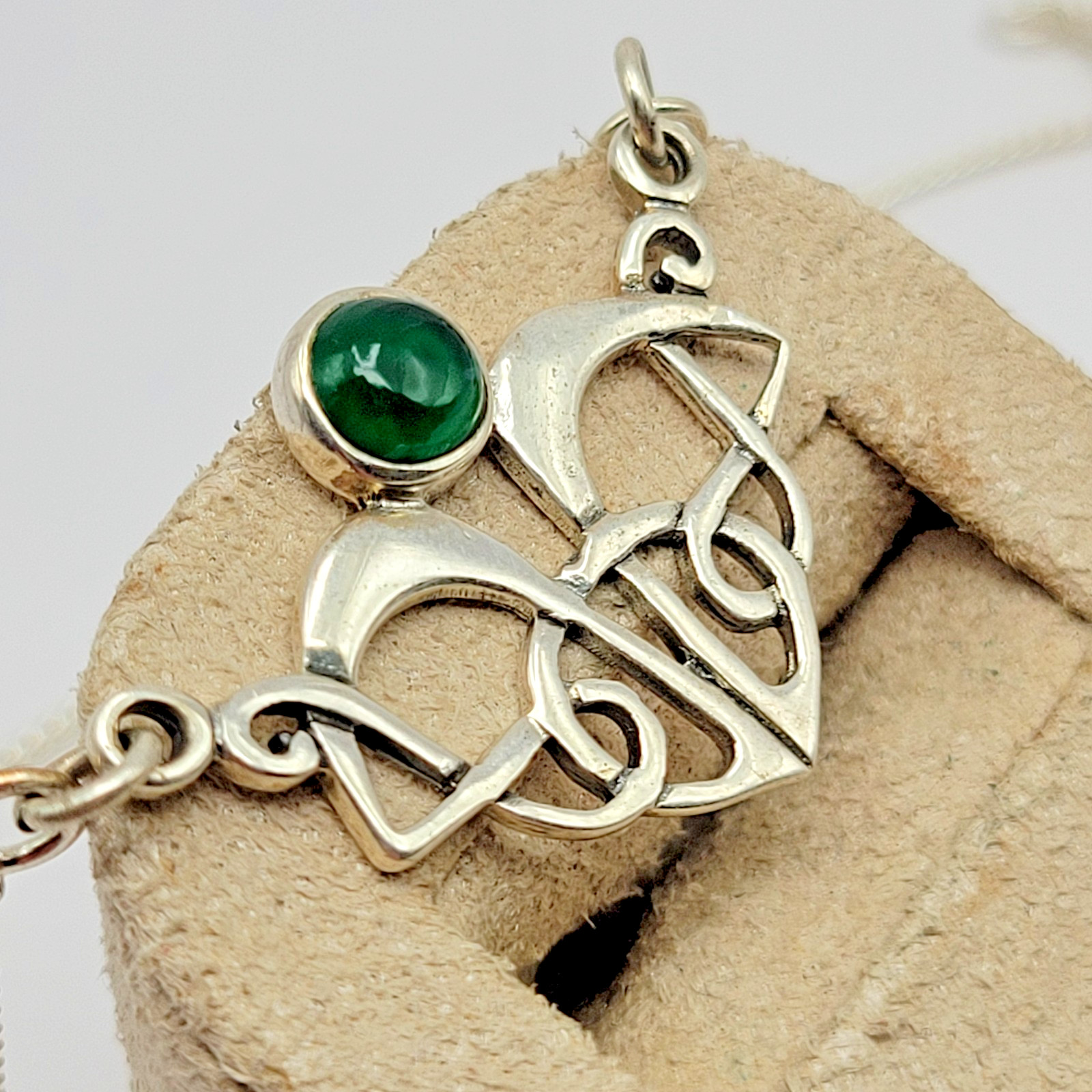 Sterling Silver Green Agate Celtic Knot Pendant Curb Chain Necklace ~16.5″-17.5″