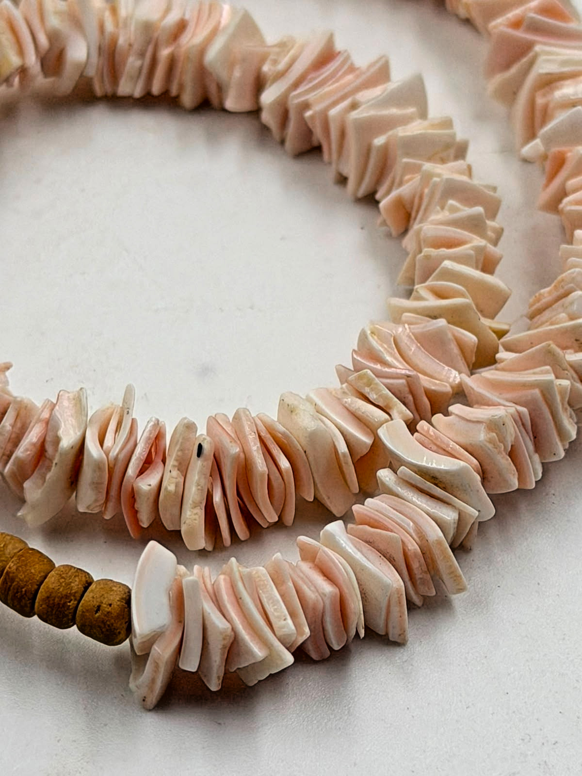Vintage Pink Mother of Pearl Shell Chip Necklace 16.5” Natural Beach Jewelry