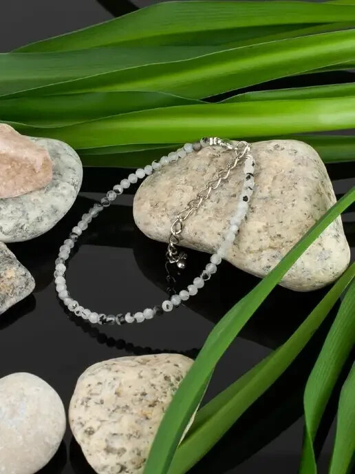 2025Natural Moonstone Stone Dainty Bracelet Rainbow Moonstone Crystal Bracelet