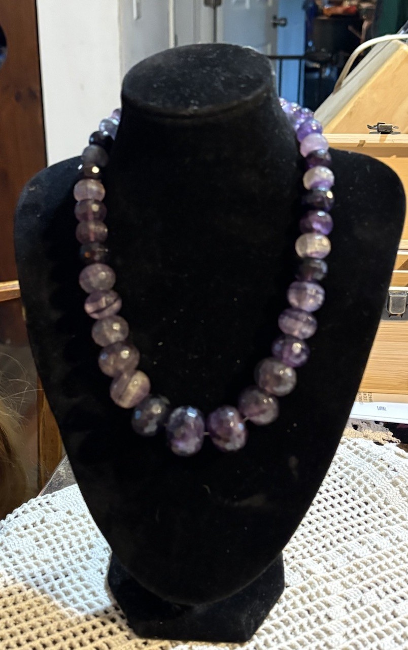 Vintage Sterling Silver Large Faceted Shades of Amethyst Graduated FAS NWTS