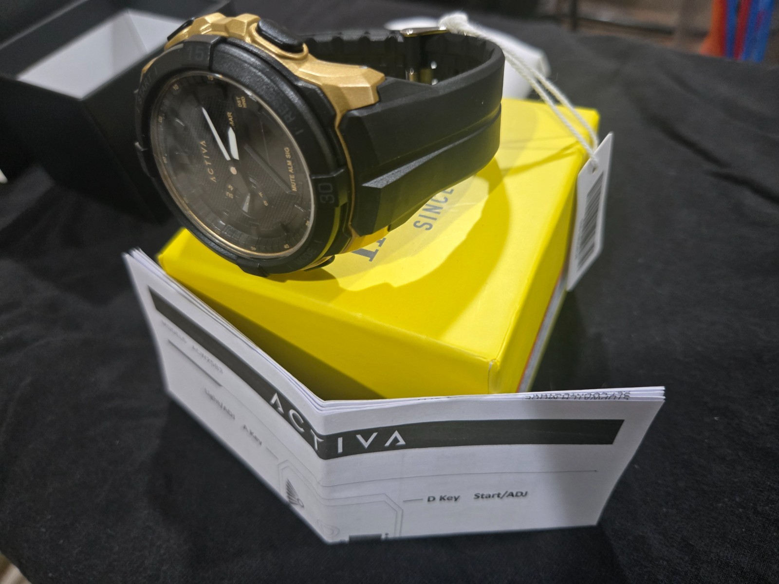 Activa Spry x Invicta Digital 50m Black/Gold 53mm Silicone Strap