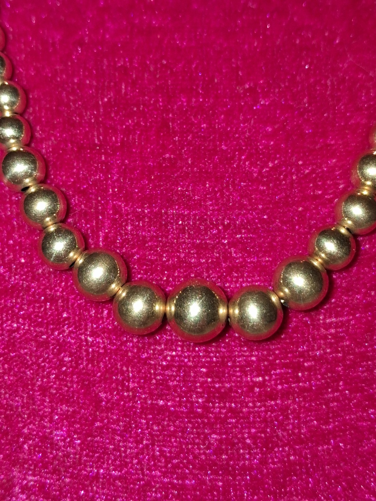 10k Gold Ball Beaded Necklace 3.44 Grams MEASURES 17 Inches