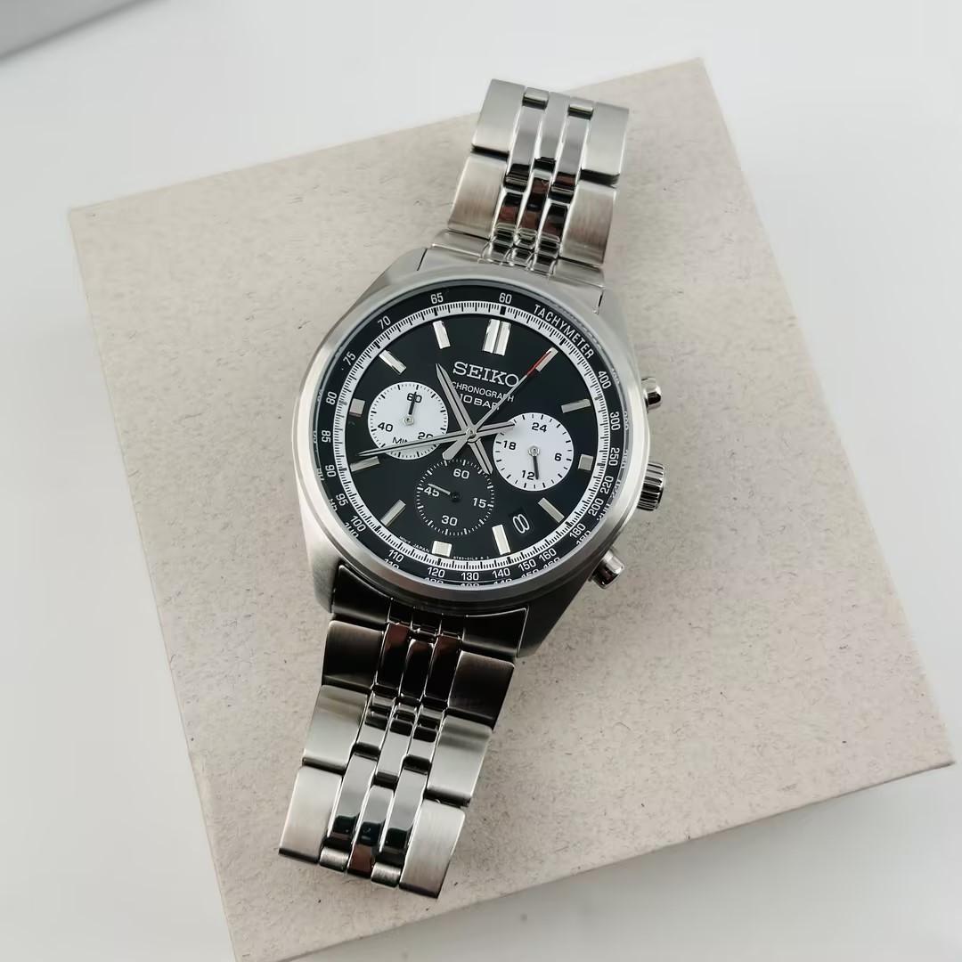 Seiko SSB429 Essentials Black Dial Stainless Steel Men’s Quartz Watch 41.5MM
