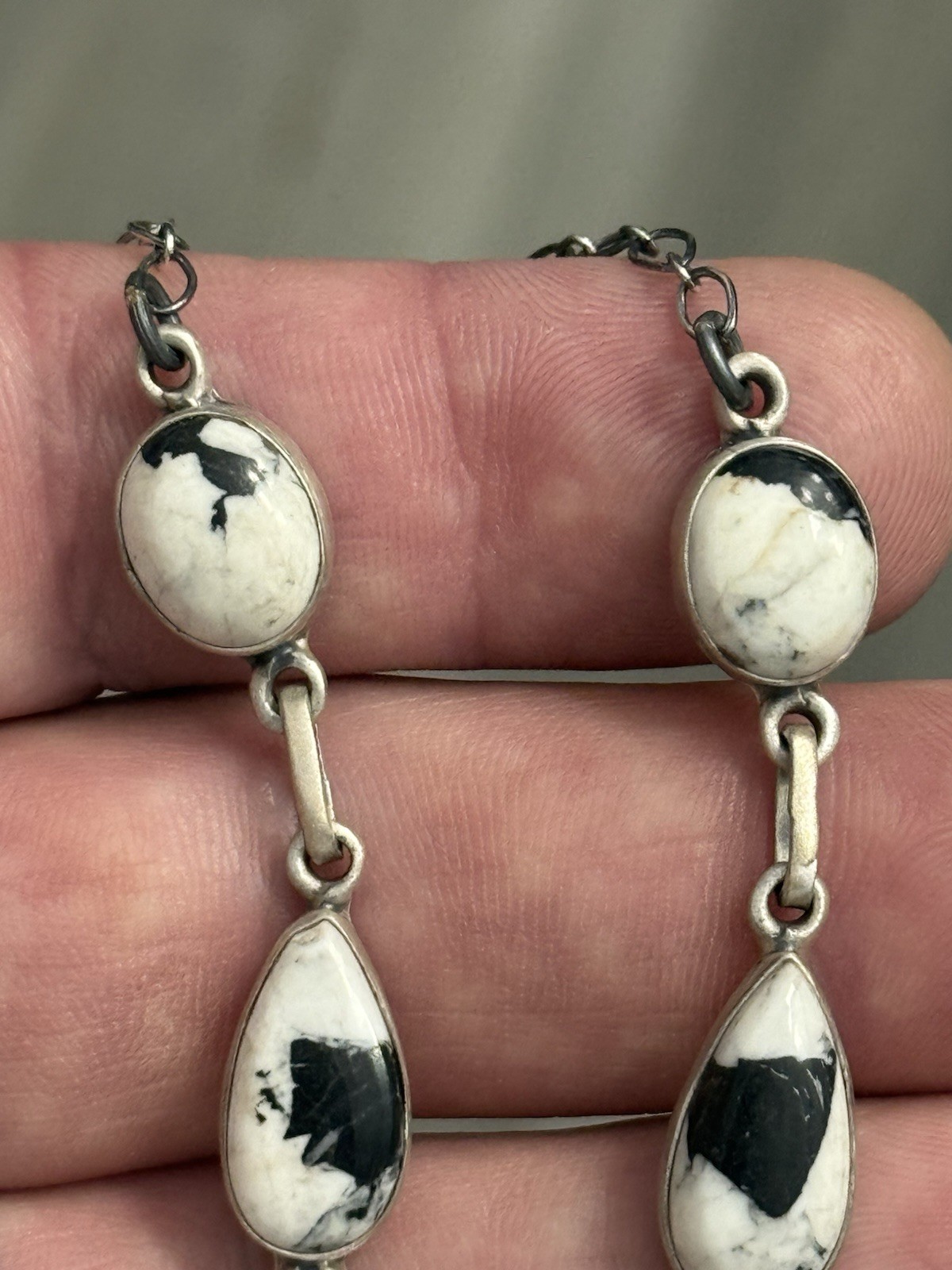 STERLING SILVER WHITE BUFFALO 6 STONE STATION CHOKER BAR MIX SHAPE NECKLACE .925