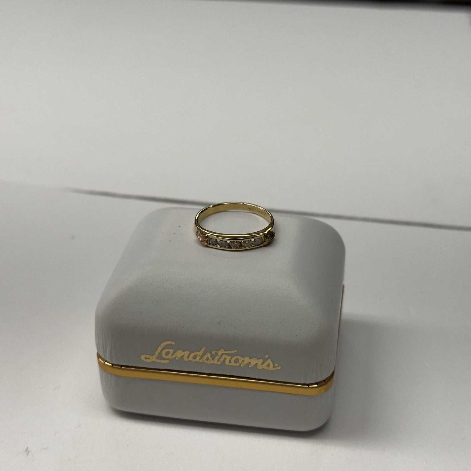 Landstrom’s Black Hills Gold 5 Natural Diamond Wedding Band .25CTW 10K Sz 7