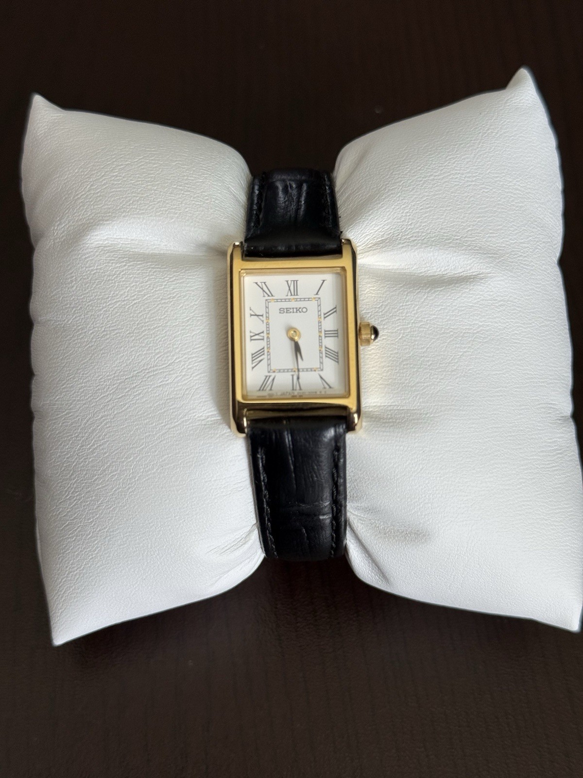 Vintage Seiko Women’s Quartz Tank Gold Tone White Roman Dial Black Leather Strap