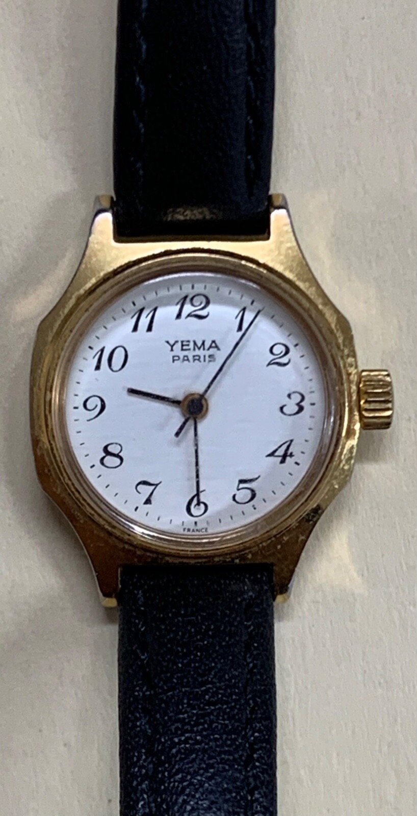 RARE Yema Paris Gold Tone White Dial Men’s / Women’s Watch X1E063, New Battery!