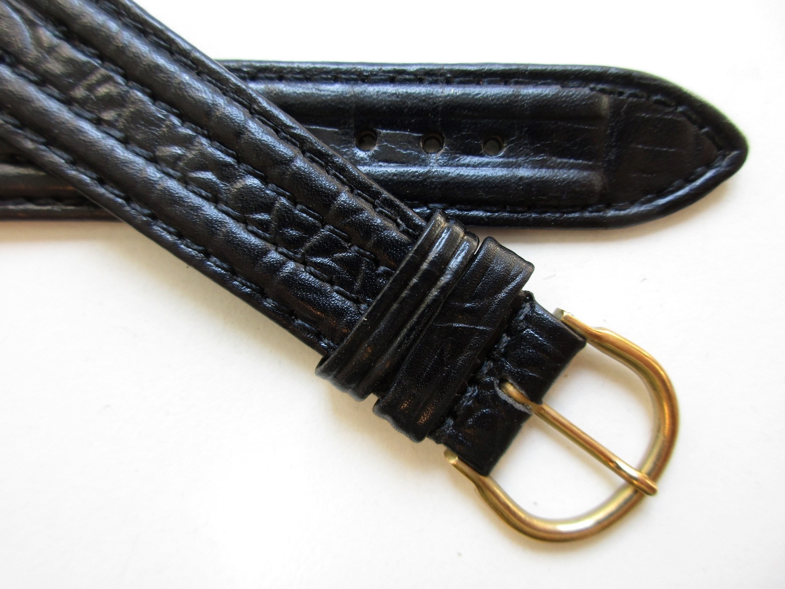 Duward 19 MM genuine leather “cable padded” N.O.S. watch band strap