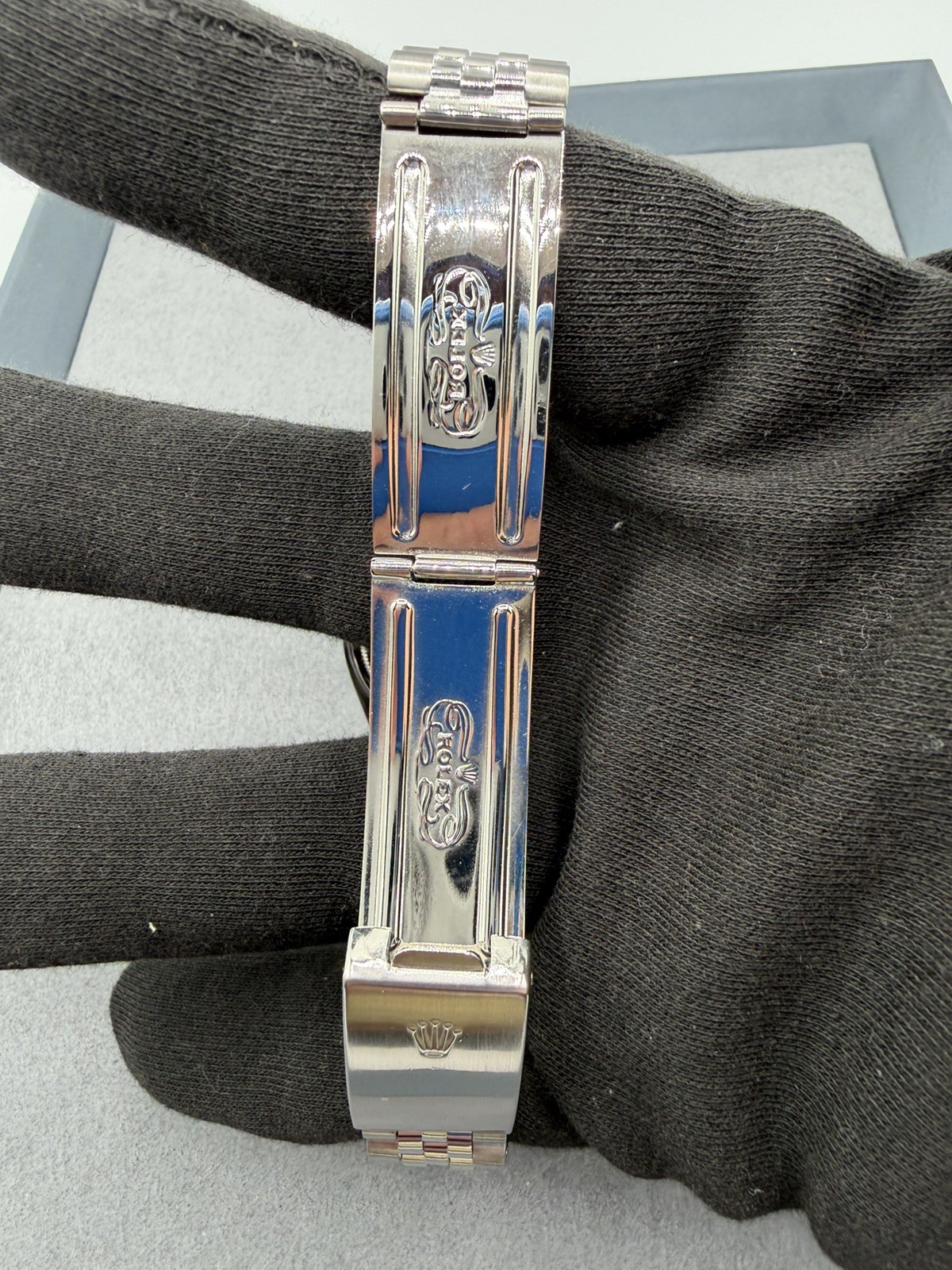 Rolex Datejust 36MM Silver Linen Dial Jubilee Bracelet – 16014-1983 – RARE LINEN
