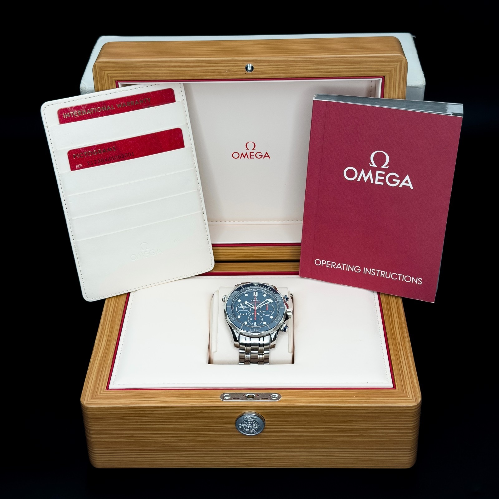 2023 Omega Seamaster Diver 300 M Chrono 44mm 212.30.44.50.03.001 B+P Excellent