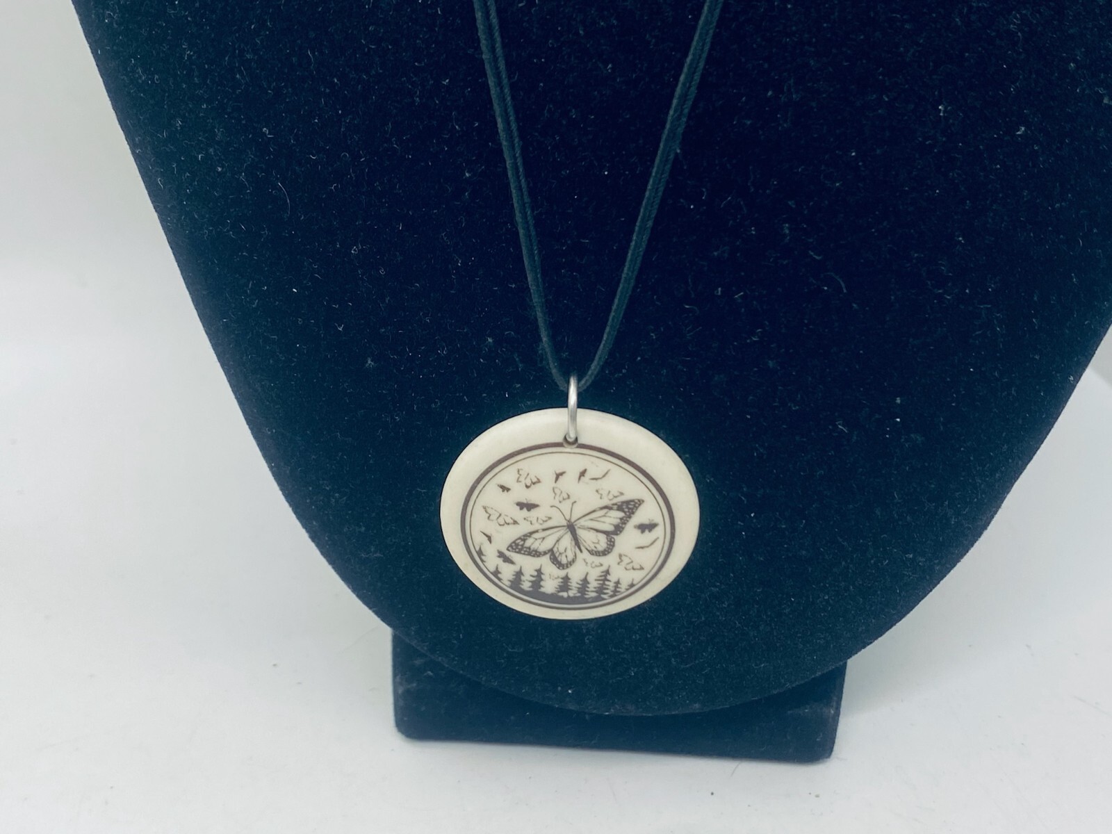 ARTISAN BLACK ETCHED ENAMEL CREAM CERAMIC BUTTERFLY NECKLACE-26″