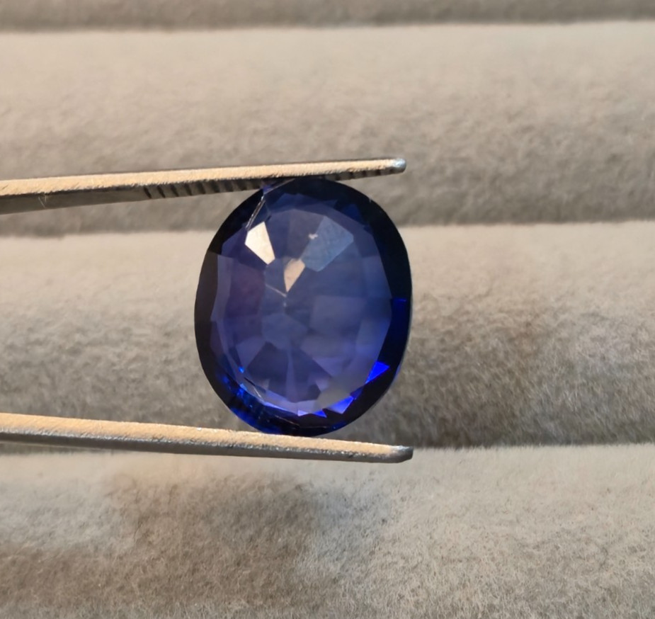 Royal Blue Sapphire 10-12 Ct Oval Shape Certified Loose Gemstone SB1400