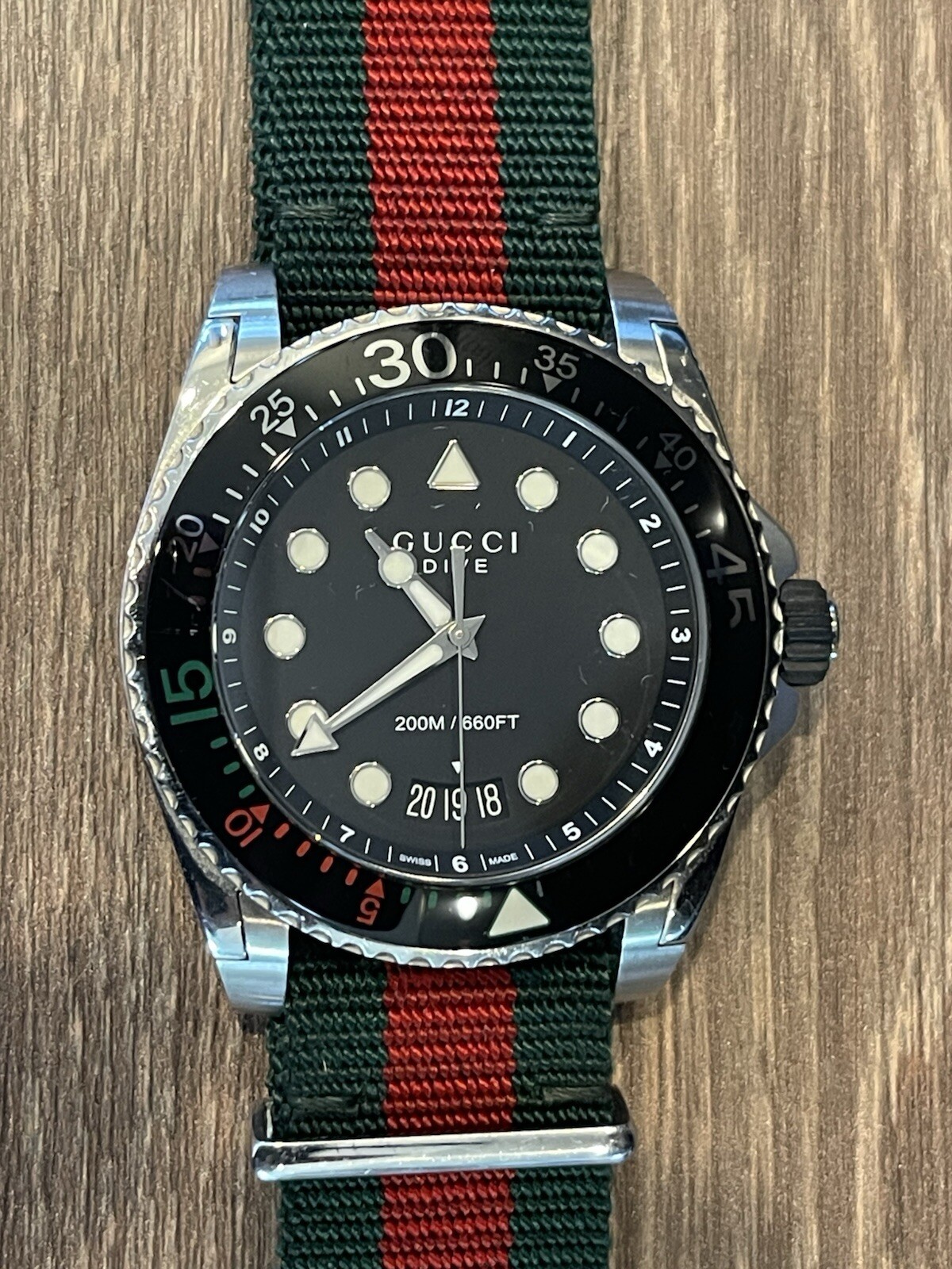 GUCCI Dive 45MM Black Matte Dial Green Red Web Nylon Watch YA136209A