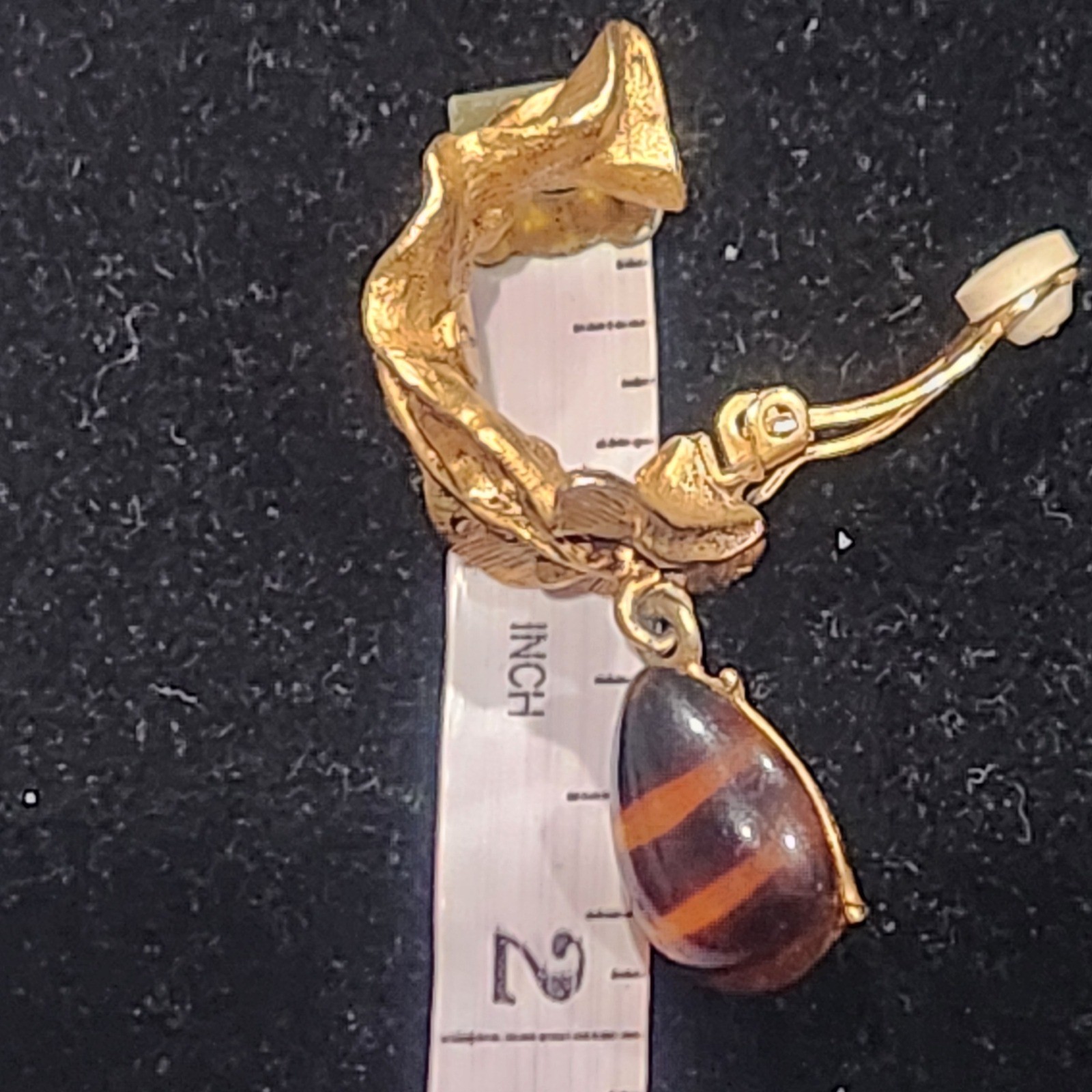 Oscar de la Renta Gold Leaf Crystal Dangle Clip On Earring Amber Tiger Eye Resin
