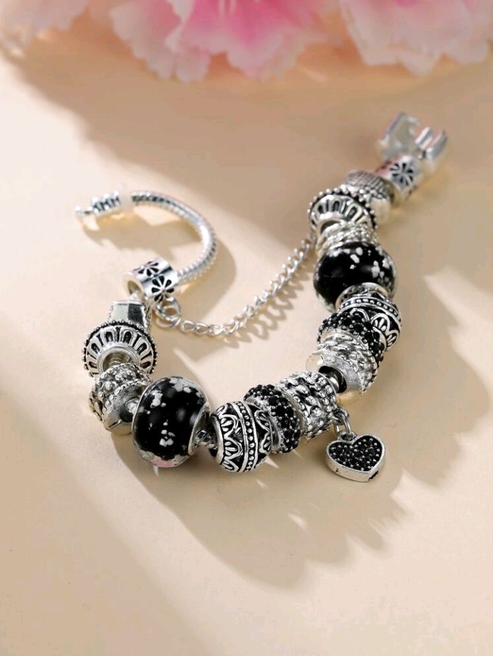 Silver-Plated Zinc Heart Charm Black Beaded Bracelet