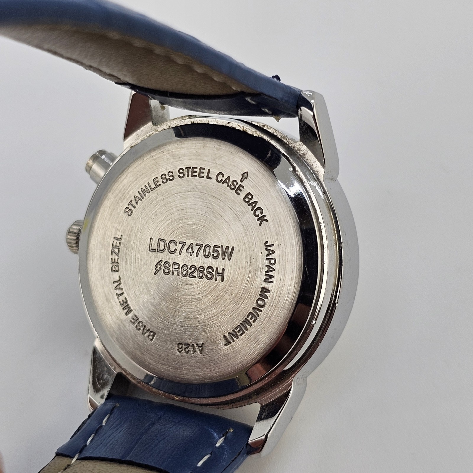 28MM Women Watch White Dial New Blue Leather Bands New Battery LIGHT NOT WORKING