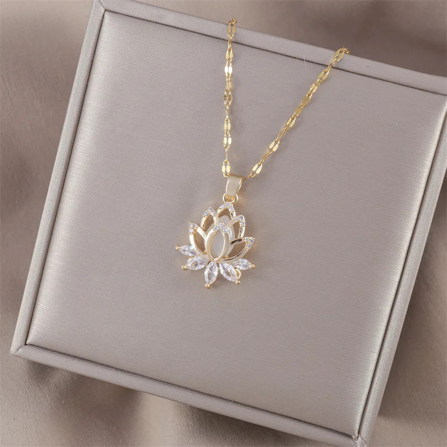 1 PC High-quality 18k Gold Electroplated Fashion Cat’s Eye Stone Lotus Necklace