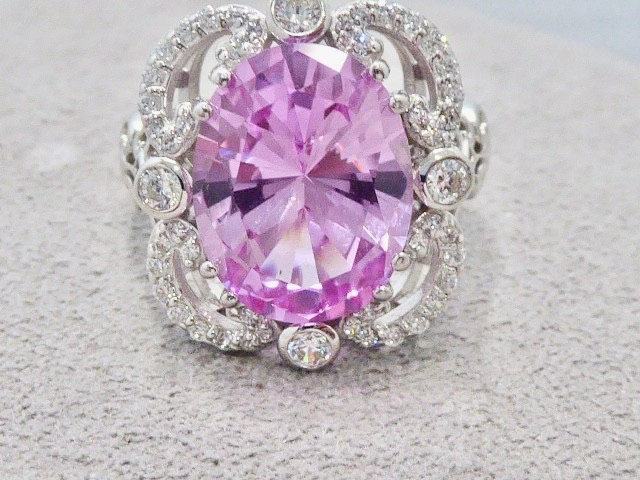 NEW QVC Diamonique Erica Courtney Size 8 Pink XO EC 925 Sterling Silver Ring