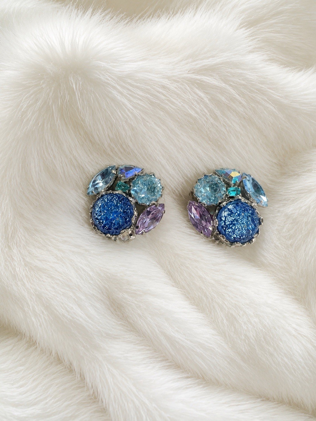 Vintage Weiss Blue Purple Rhinestone Clip-On Earrings Signed Designer Glam