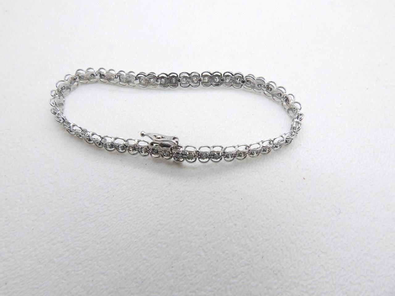1.00 Carat Diamond Tennis Bracelet 10K White Gold 7″ inches long 6.5 Grams