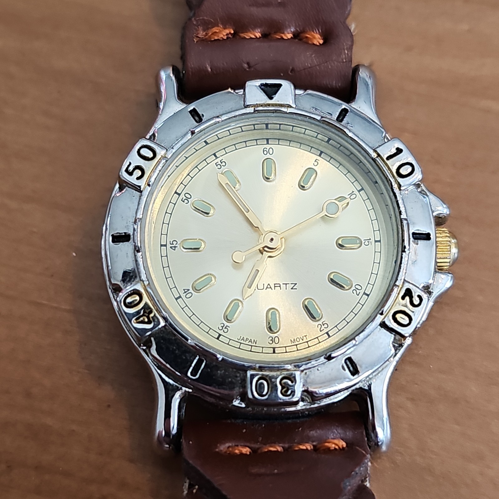 Brown Leather Quartz Watch 6641 Japan Stainless Steel Back Battery V377