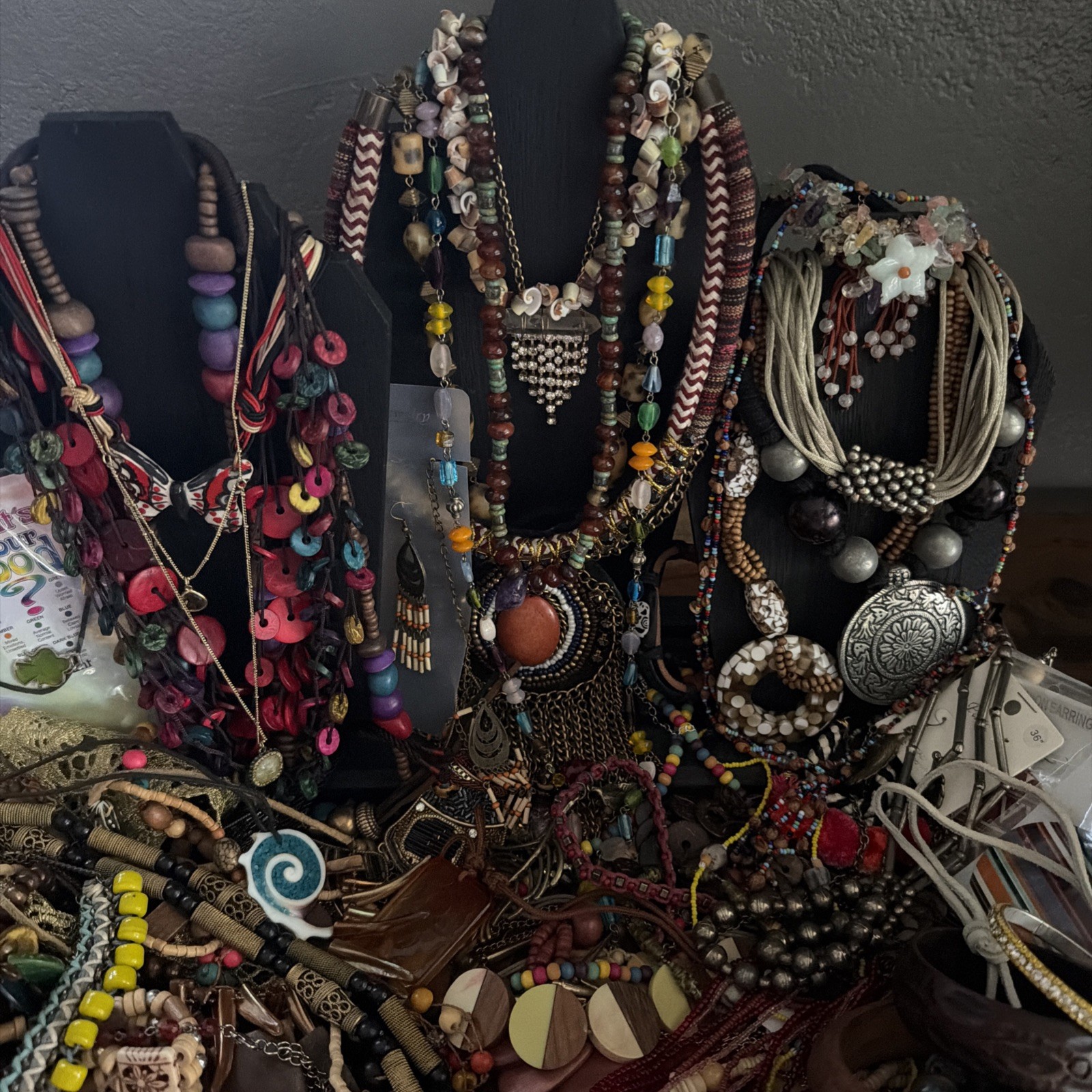 5+ lbs Bulk Jewelry Necklace Bracelet Earrings Pendants Etc-all Wearable Boho J9