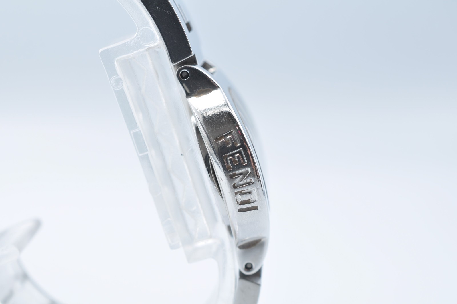 FENDI 3050L 3ATM Quartz Analog Silver Black Dial Women Swiss Made Auth w-1179
