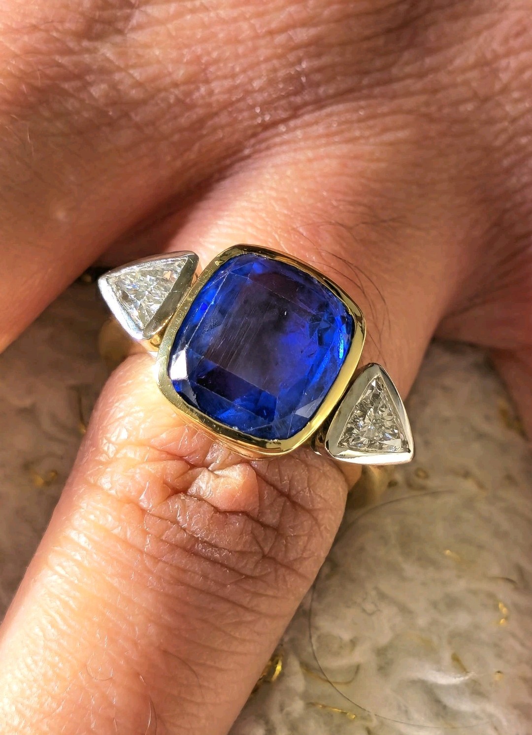 Ring Ceylon Sapphire 8.70ct Diamonds Untreated 750 Gold 18k No Heat Certificate