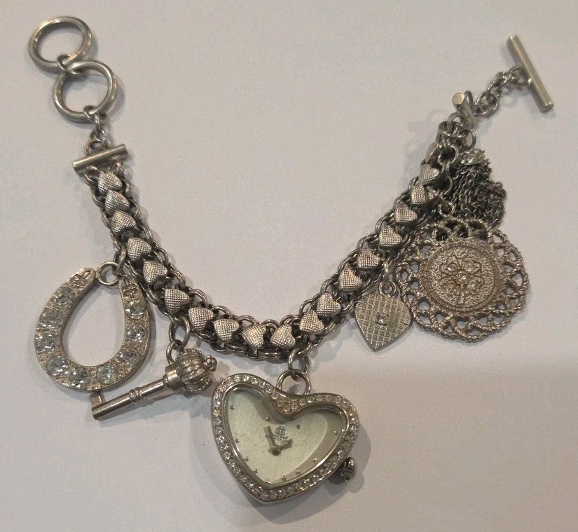 Vintage Jennifer Lopez J Lo Stainless Charm Bracelet 8″ I#191a