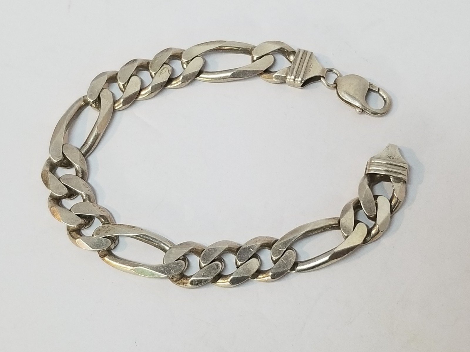 CLASSIC STERLING SILVER ITALIAN FIGARO LINK BRACELET ~ 49.5 Grams