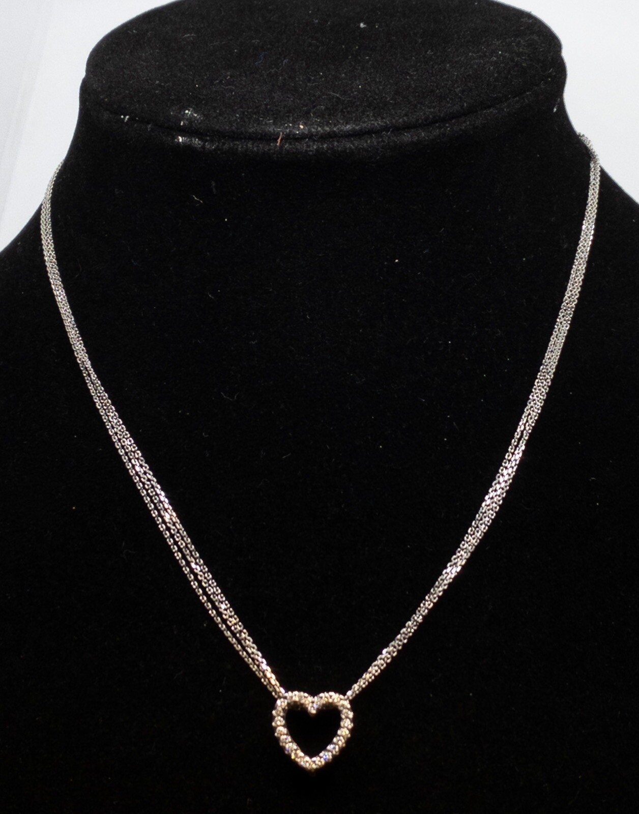 Diamond Heart Necklace 18k White Gold Tripple 14k Chain 16″ 7 grams