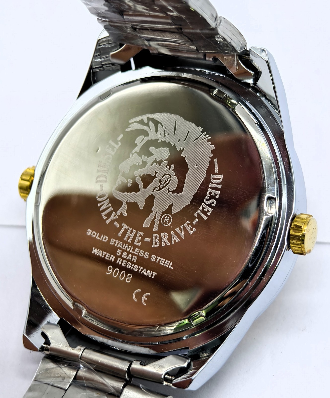 Amazing DIESEL 3 Bar Gold Dial Analog Dial Quartz Men’s wrist Watch Free Ship