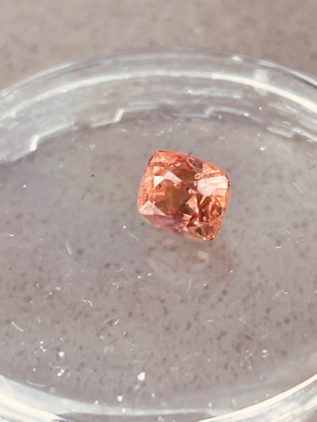 Orange Spinel 0.68ct VS/SI
