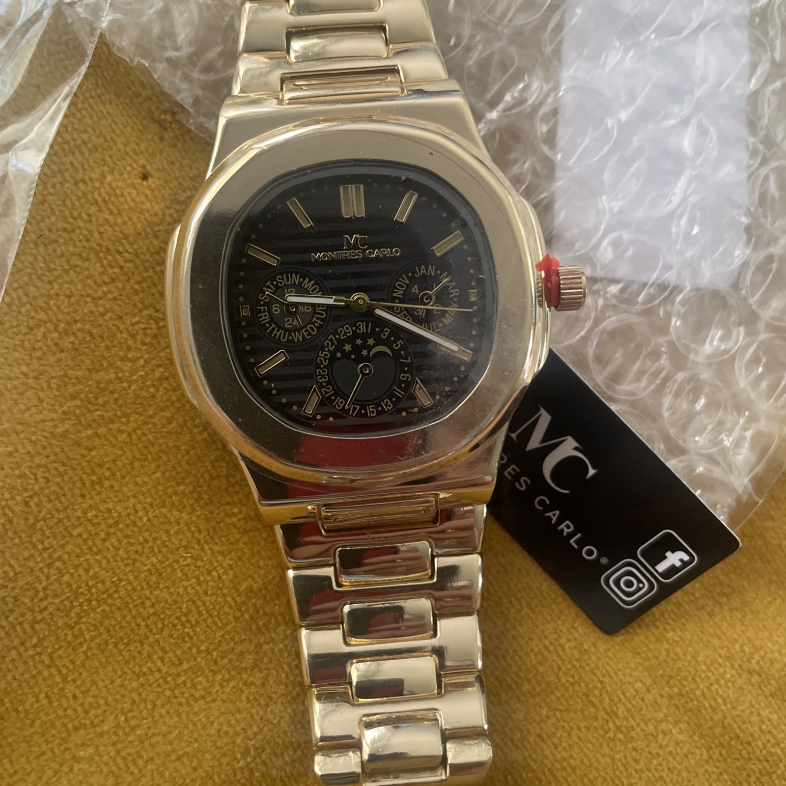 Montres Carlo Men’s Watch Blue Dial Stainless Steel Quartz Classic